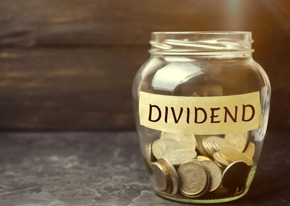 1 ‘Strong Buy’ Dividend Stock Offering a 6.3% Yield Right Now
