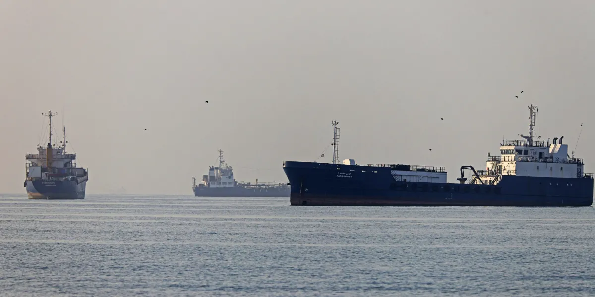 A deal to the end the U.S.-Iran war could be finalized within 24 hours. Tehran wants to charge ships crossing Hormuz ‘for services rendered’