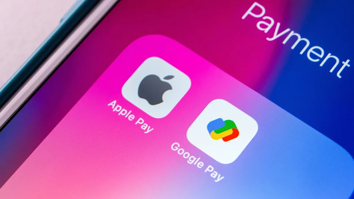 Amex, Apple team on rewards
