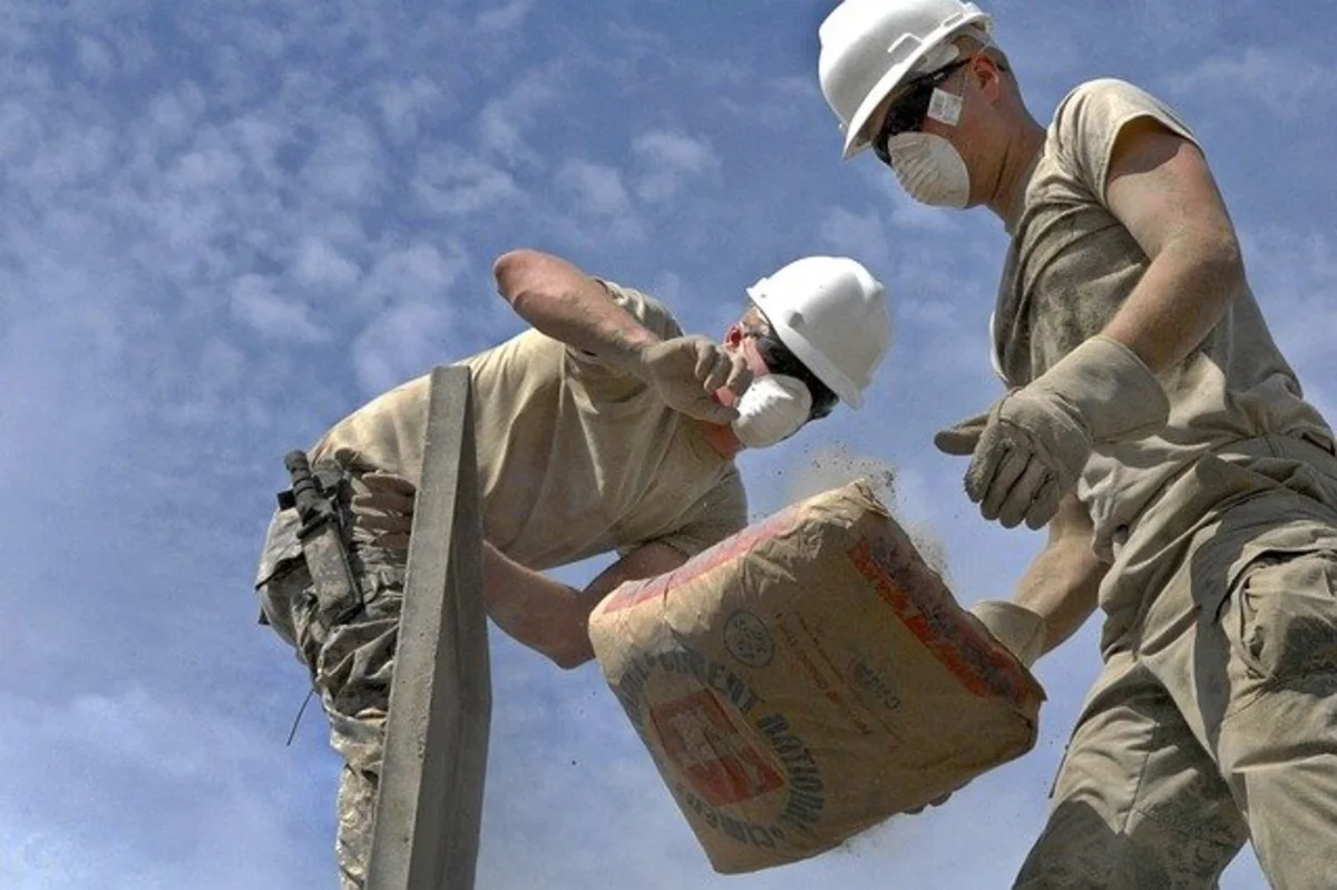 Amrize (AMRZ) Breaks Ground on Modernization Project at Saint-Constant Cement Plant