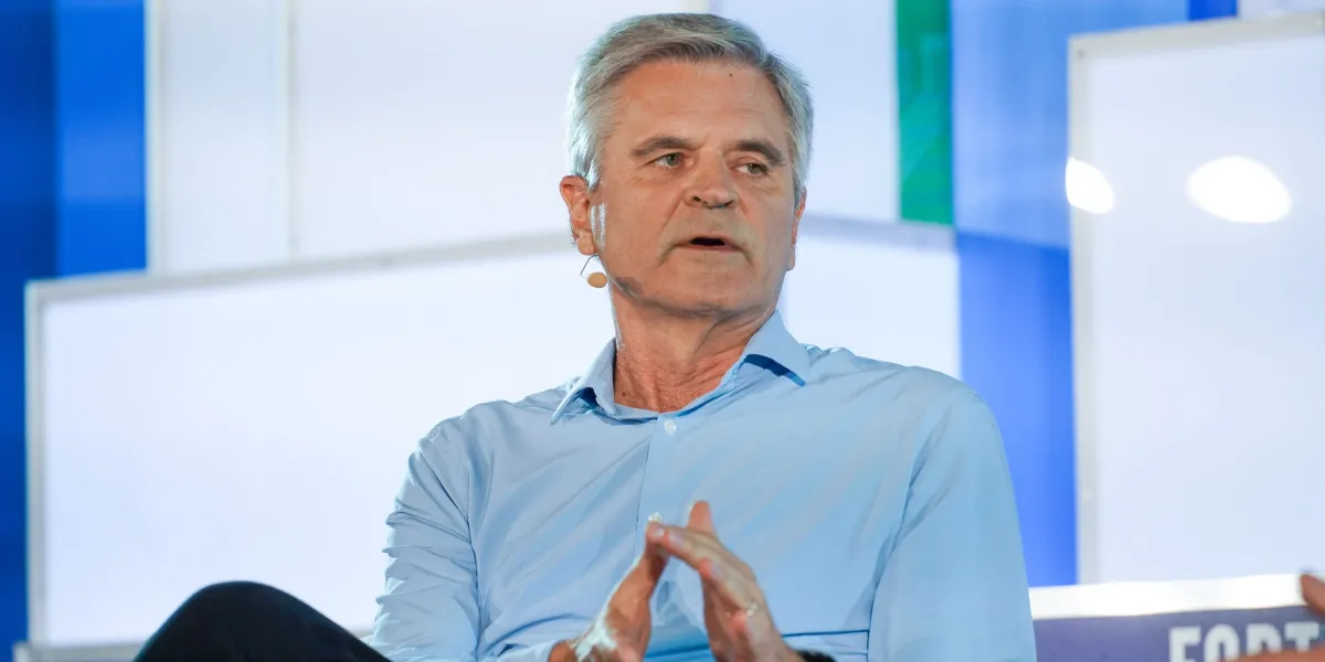 AOL cofounder Steve Case on AI— major upside, real risk, and ‘probably a net negative’ for jobs