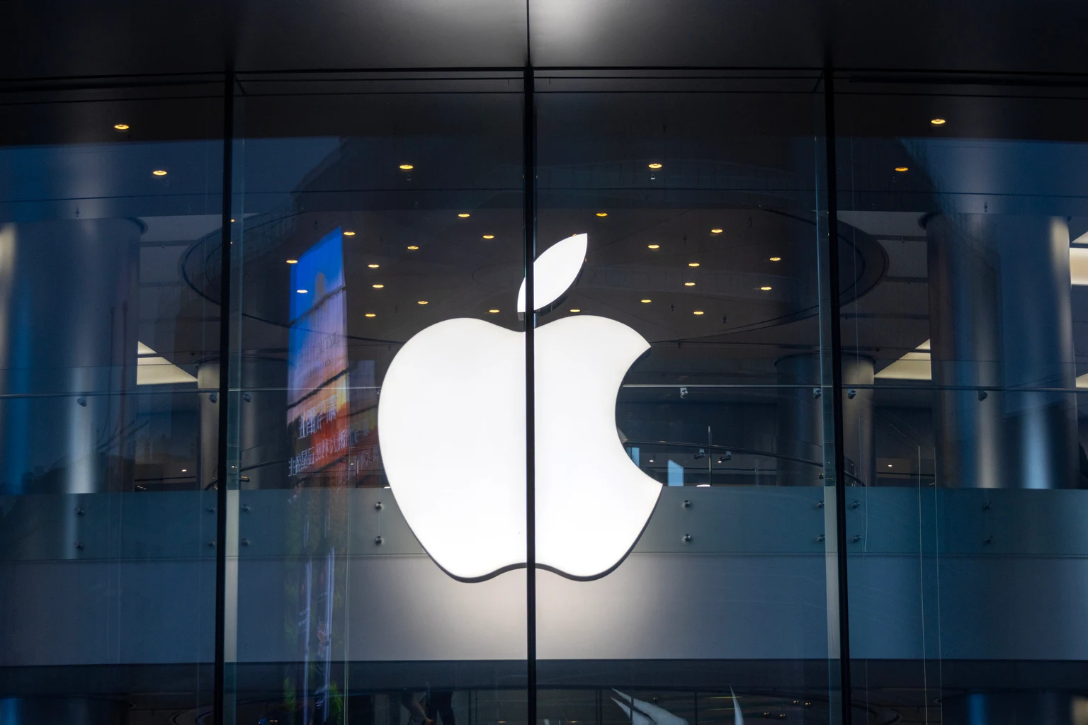 Apple: 4 Potential Headwinds