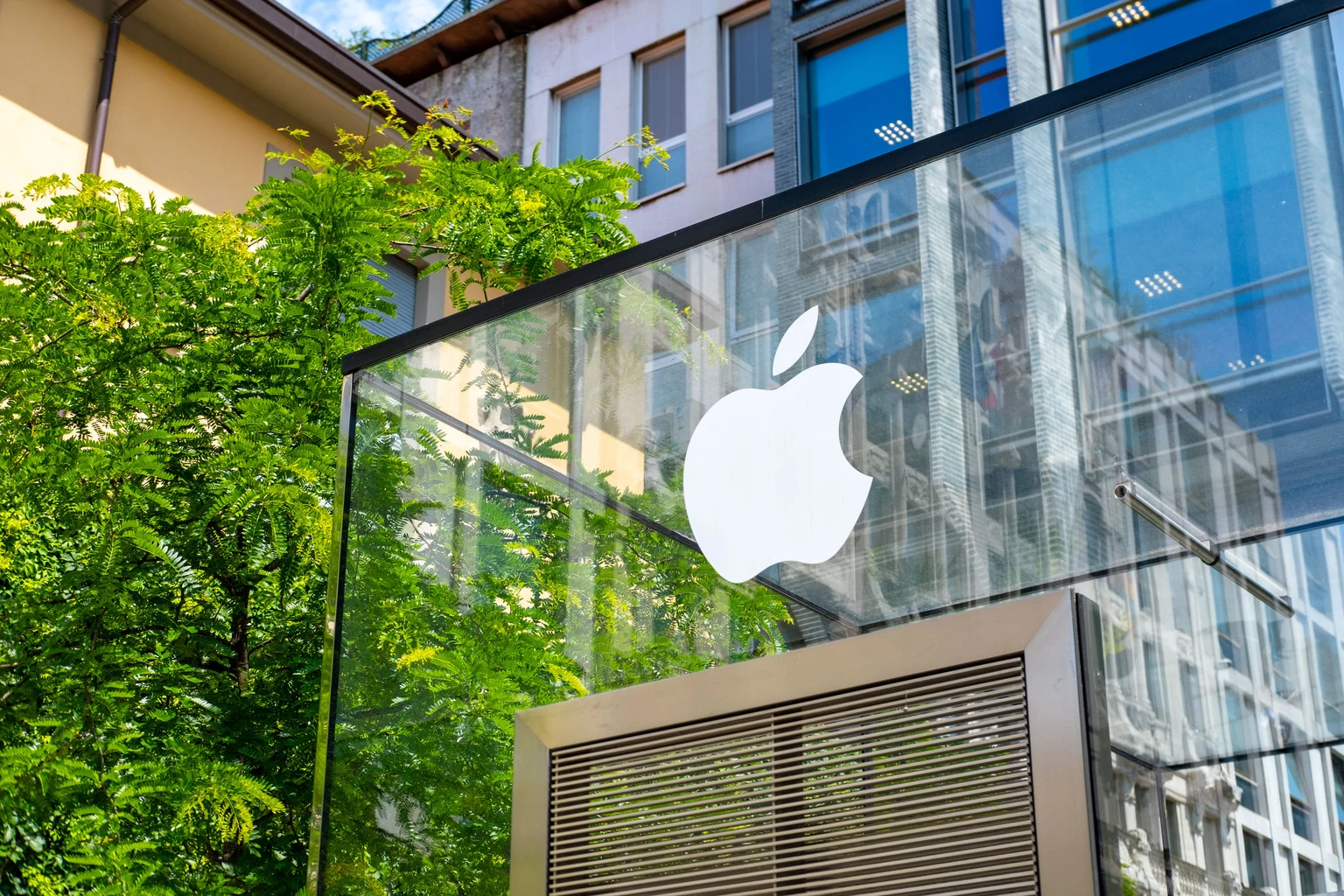 Apple Earnings Preview: Q3 2026