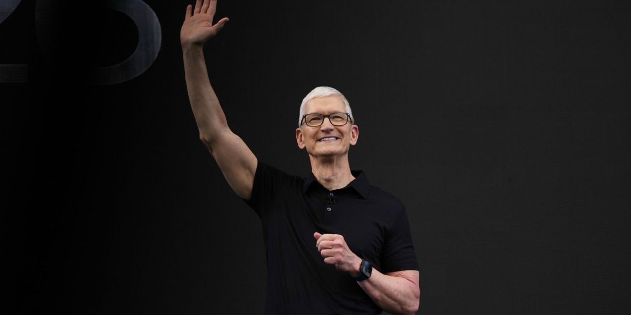 Apple Overthrows Nvidia to Reclaim Wall Street’s Crown