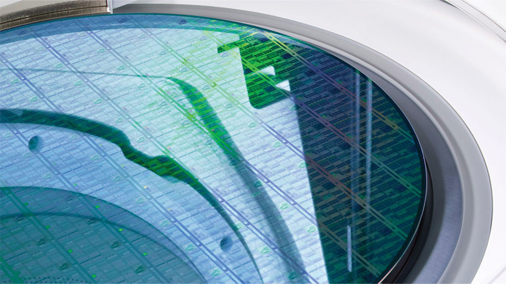 Applied Materials Stock Hits Record High After Price-Target Hikes
