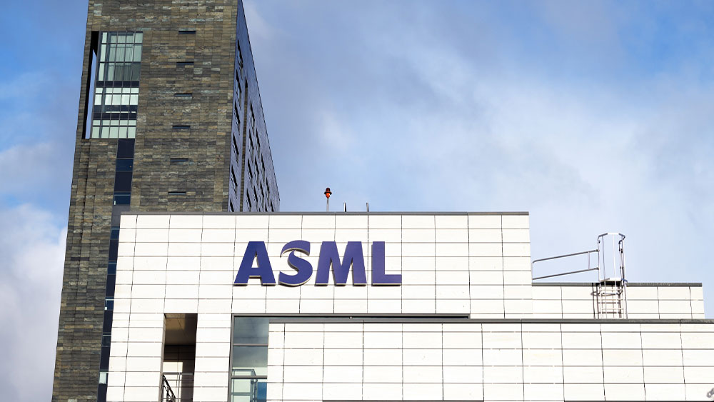 ASML, Snowflake Lead Five Stocks Near Buy Points In Tough Market