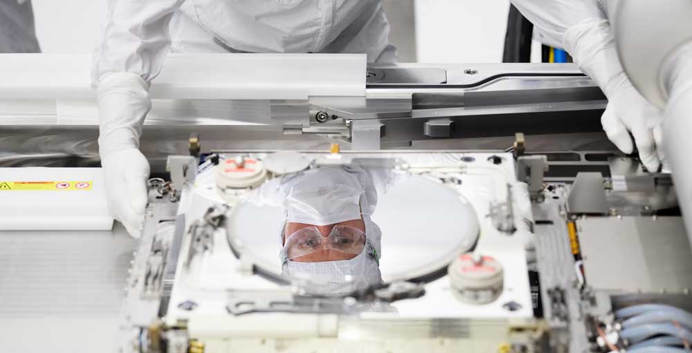 ASML Stock Plunges On China News, Leads Chip Stocks Lower