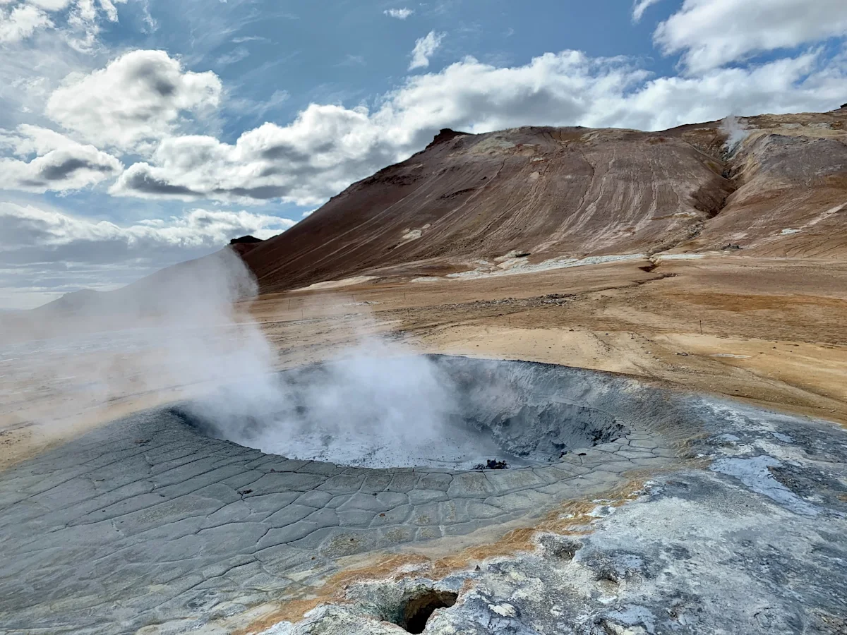 Baker Hughes Inks 500 MW Geothermal Deal as AI Drives Electricity Demand, Reuters Says
