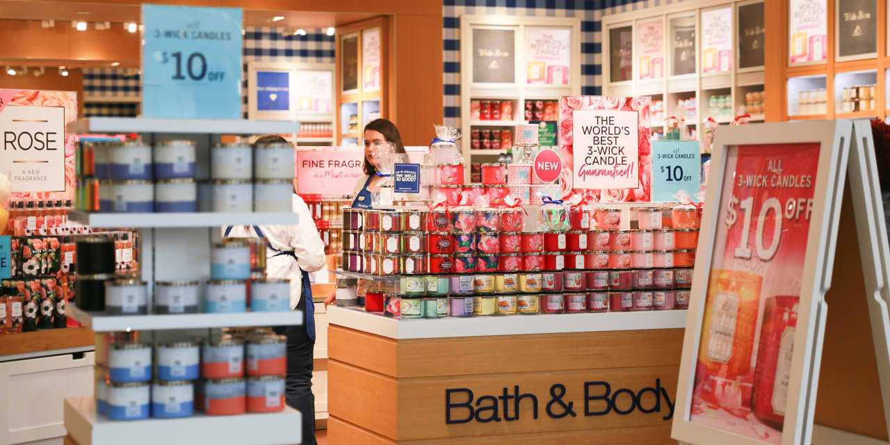 Bath & Body Works Stock Climbs on Earnings Beat. Guidance Is Mixed.