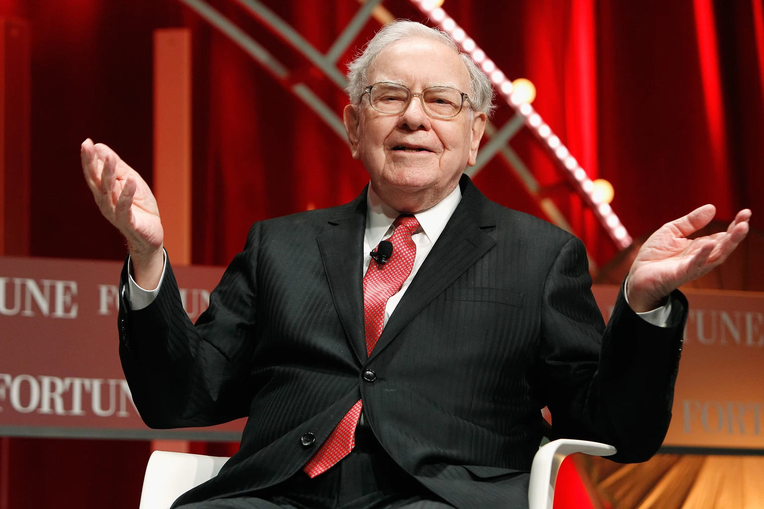 Berkshire Hathaway: Skip Tech Earnings, Buy This Classic Defensive