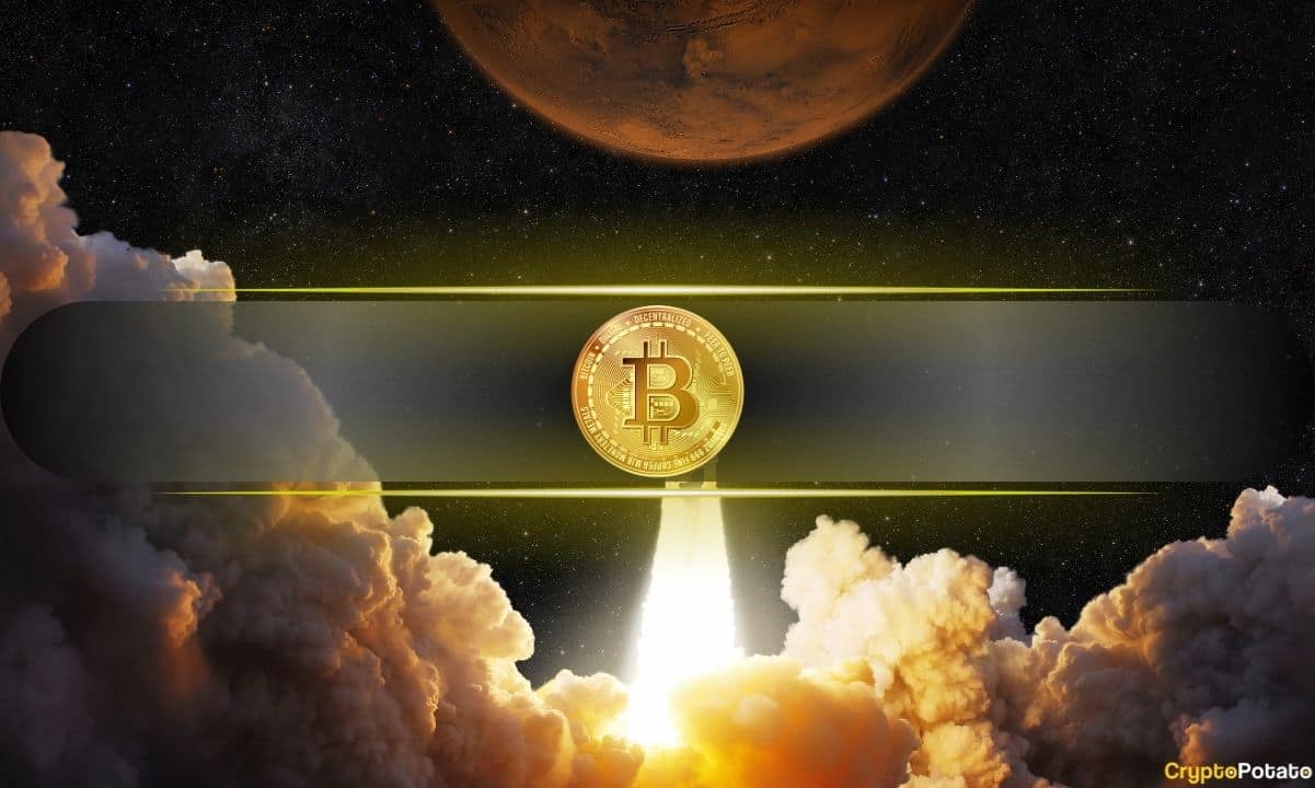 Bitcoin Could Hit $380K-$450K by March 2028, Says Analyst