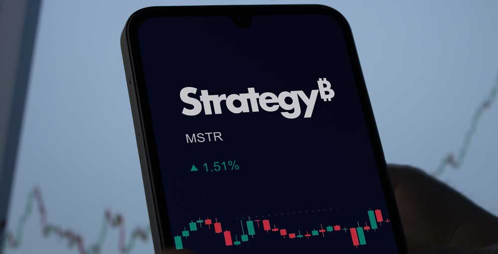 Bitcoin Whale In Dash For Cash As Preferred Stock Crashes