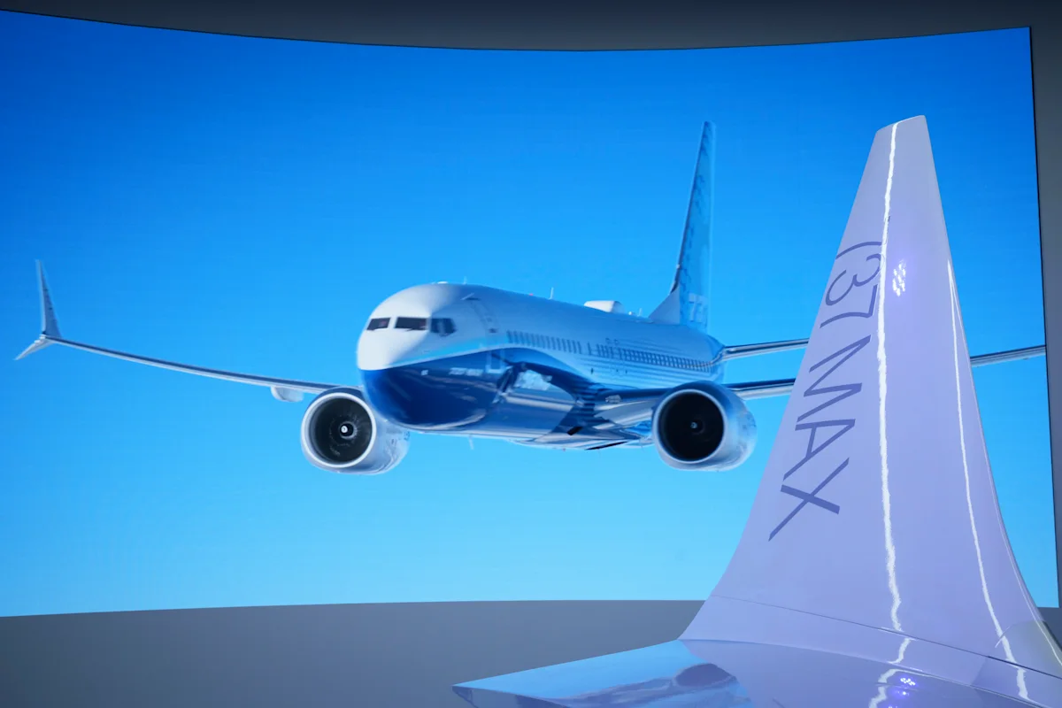 Boeing Q2 revenue tops estimates as jet deliveries climb, cash turns positive
