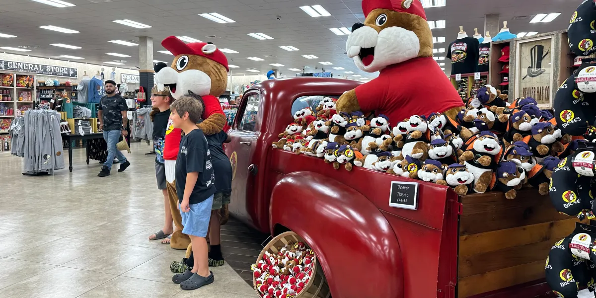 Buc-ee’s Buckeye backlash as beaver infringement lawsuit infuriates Mini Mart maniacs in Ohio
