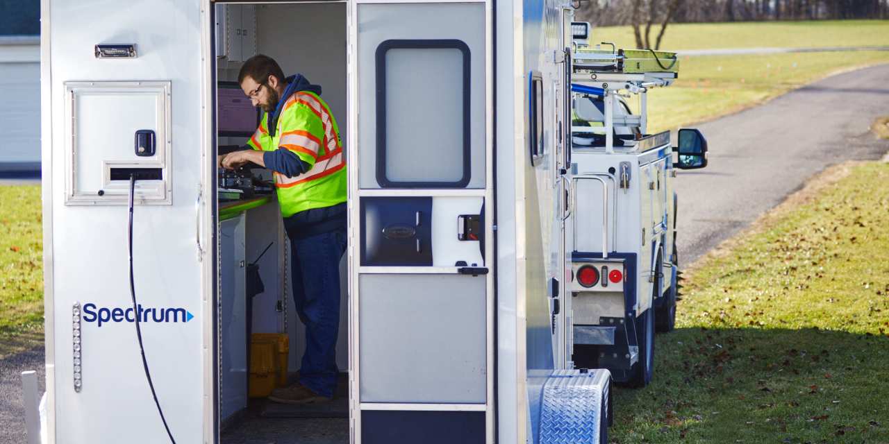 Charter Closes Its $34.5B Cox Deal. Why the Stock Is Sinking.