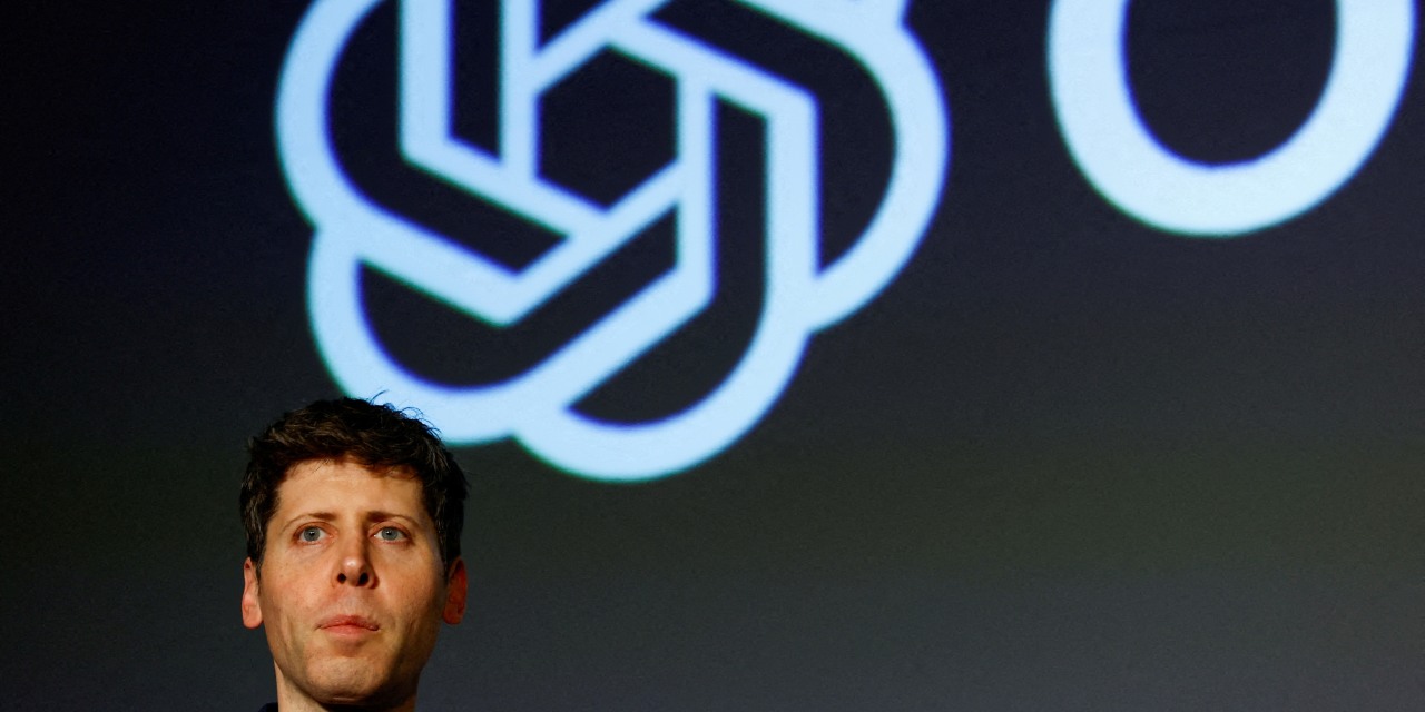 Chip Stocks Tumble After AI Leaders Call for Slowdown in Development