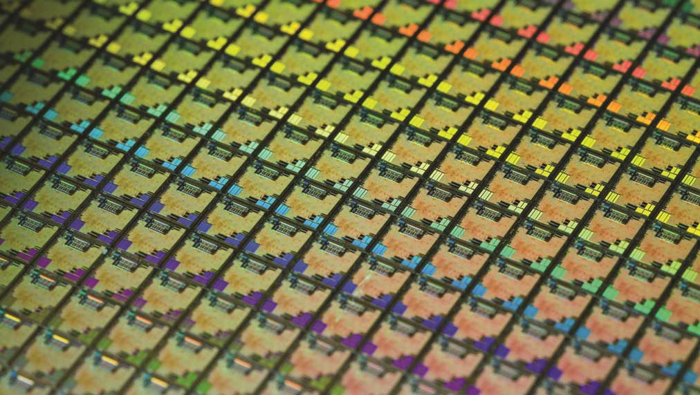 Chip Stocks Tumble From Record Heights, Lead Tech Wreck