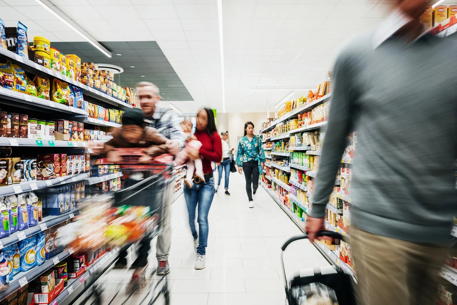 Consumer Sentiment Hits Highest Level Since February On Easing Gas Prices