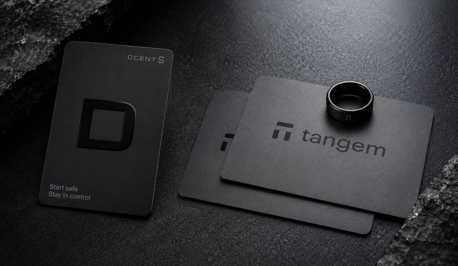 DCENT S Wallet vs Tangem: Full Comparison of Design, Security, Supported Coins, and Mobile App