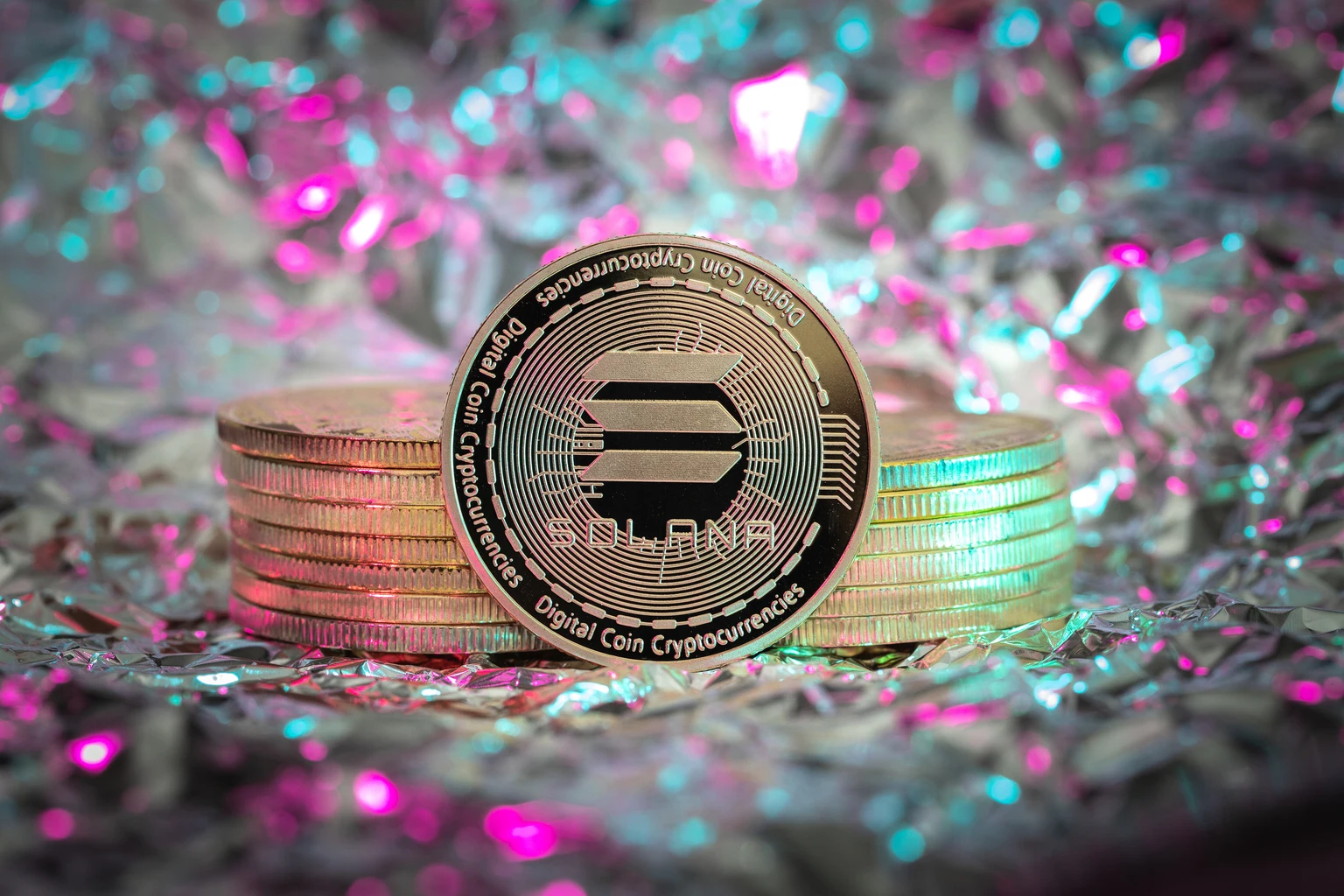 DeFi Development: The Solana Treasury Model Failed Its First Test (Rating Downgrade)