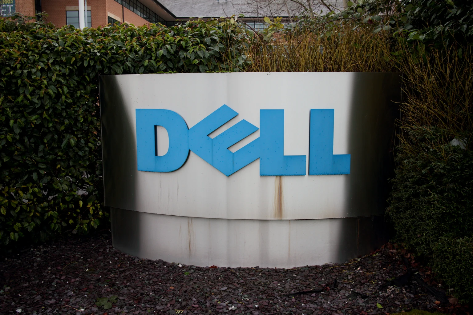 Dell: I Would Wait For A Pullback To Enter The Stock