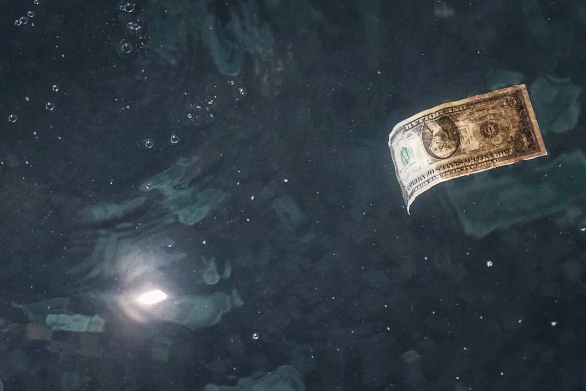 Dollar Falls and Gold Rallies as US CPI Trails Estimates