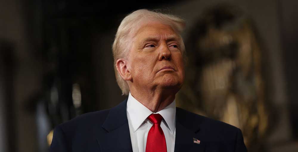 Dow Jones Futures: Nasdaq Sells Off, Oil Prices Spike On Trump Blockade; Micron, Sandisk, SK Hynix, SpaceX Dive