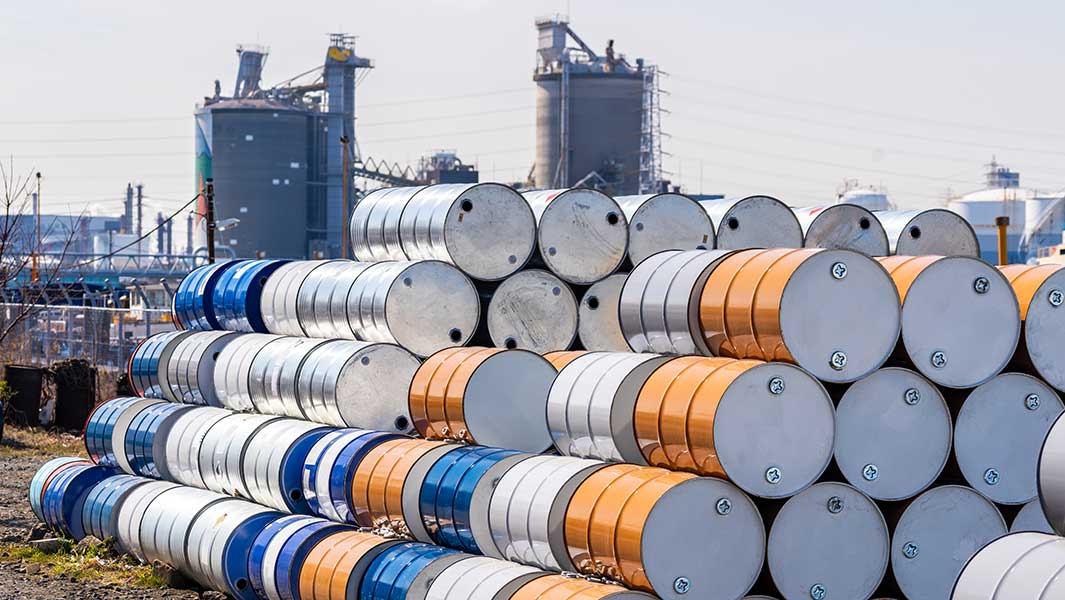 Dow Leader Rides Surging Oil Prices And Trump's Venezuela Spoils