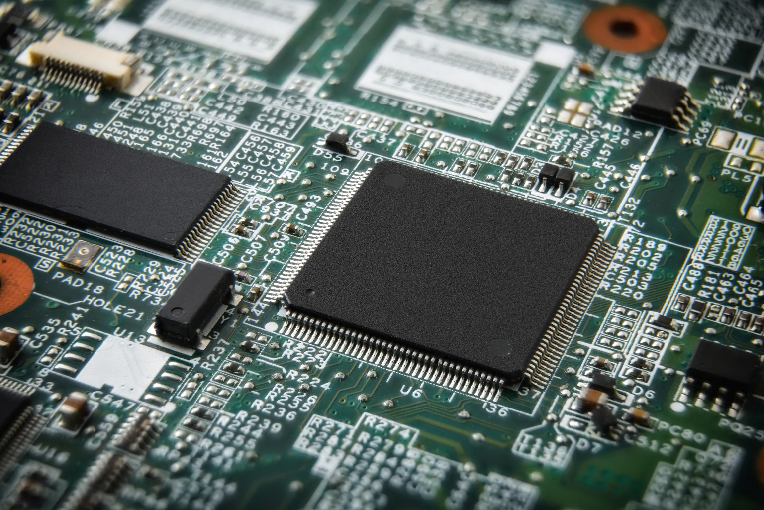DRAM: Why The AI Memory Trade Is Getting Too Hot