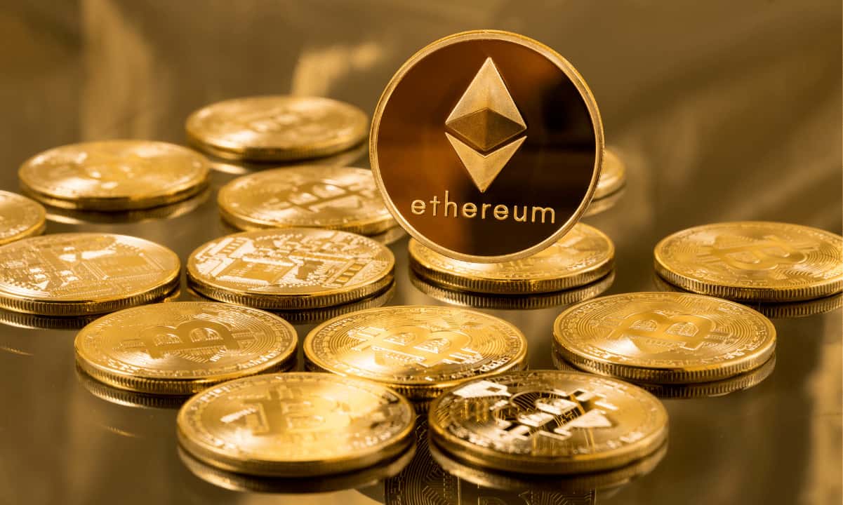 Expert: Bitcoin Faces $8B Attack Risk, Ethereum More Secure