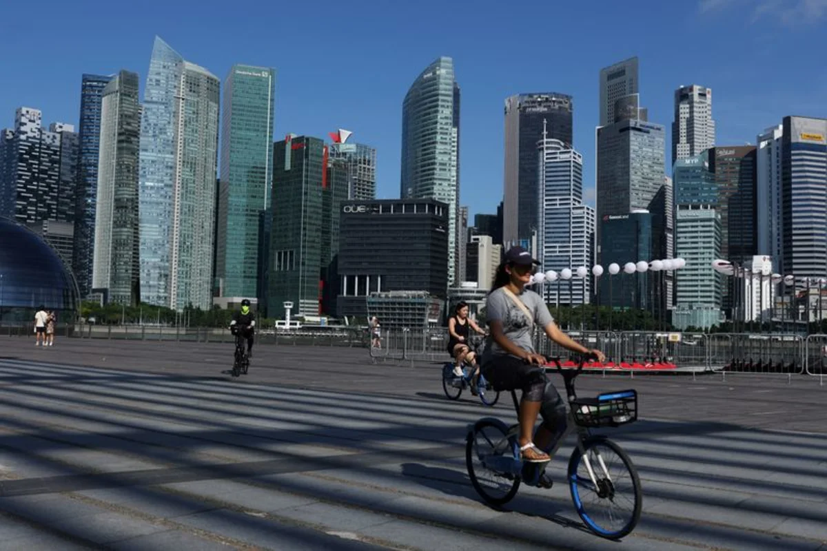 Explainer-How Singapore's unique monetary policy works