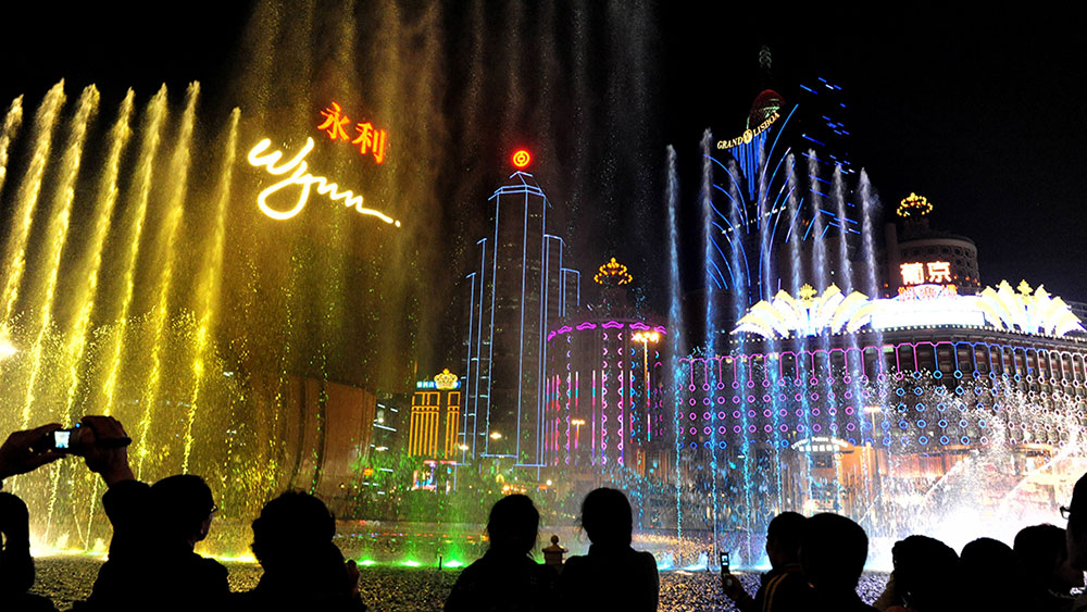 Facing Digital Threats, MGM Resorts Trades Higher On Reported Takeover Talks With Barry Diller's People Inc.