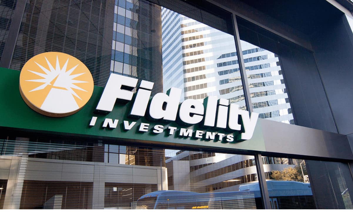 Fidelity Flags October and Bitcoin Bottom as ‘Yardstick’ Hits Historic Lows