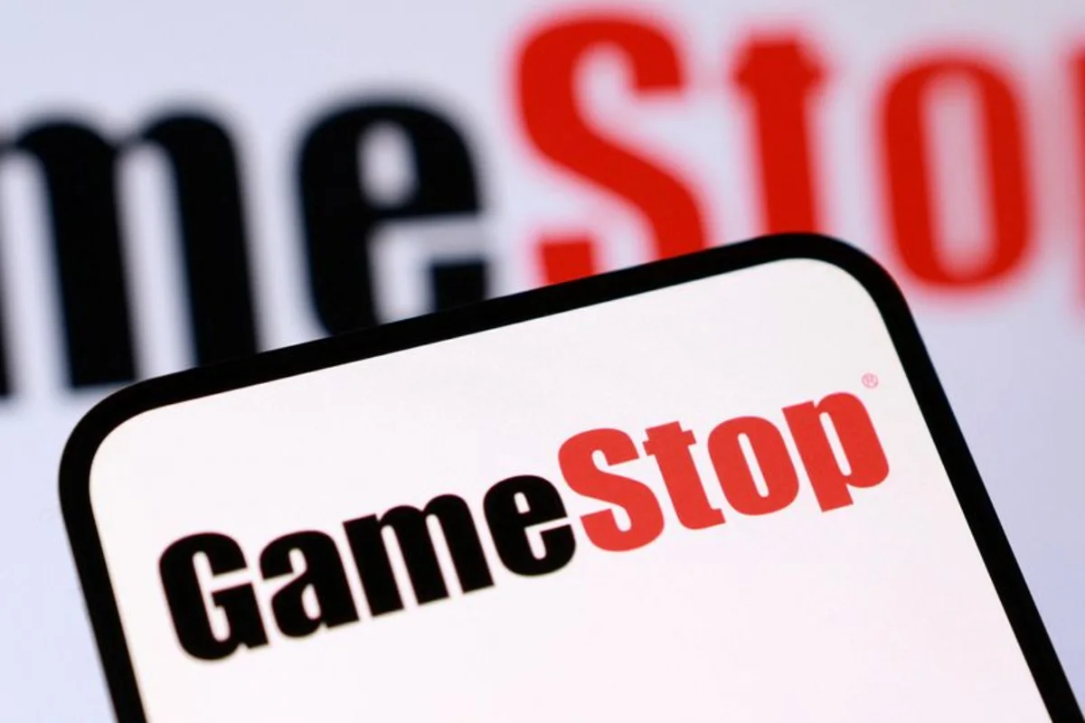 GameStop owns nearly 10% of eBay, SEC filing shows