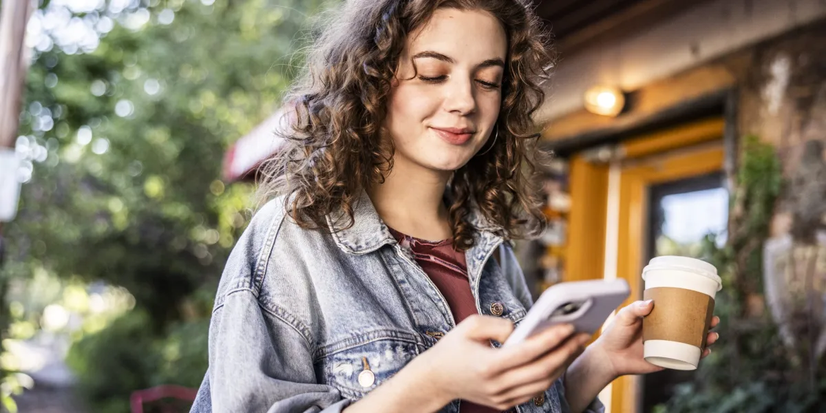 Gen Z say selling their secondhand stuff online is teaching them more about business than college—and 85% of hiring managers agree