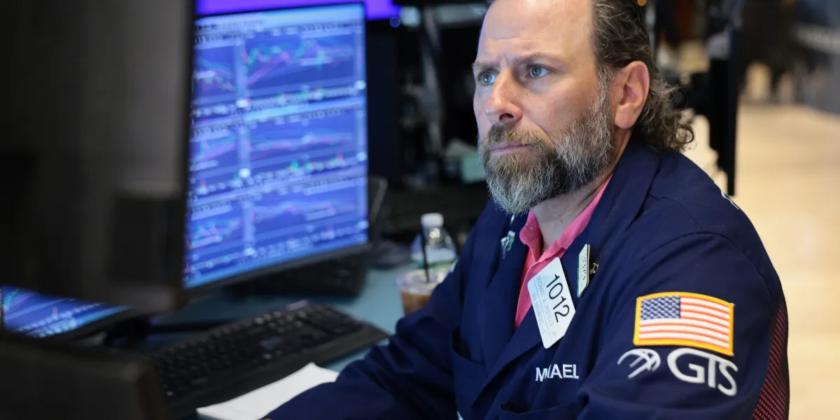 Global stocks stage a rally as American markets take the day off
