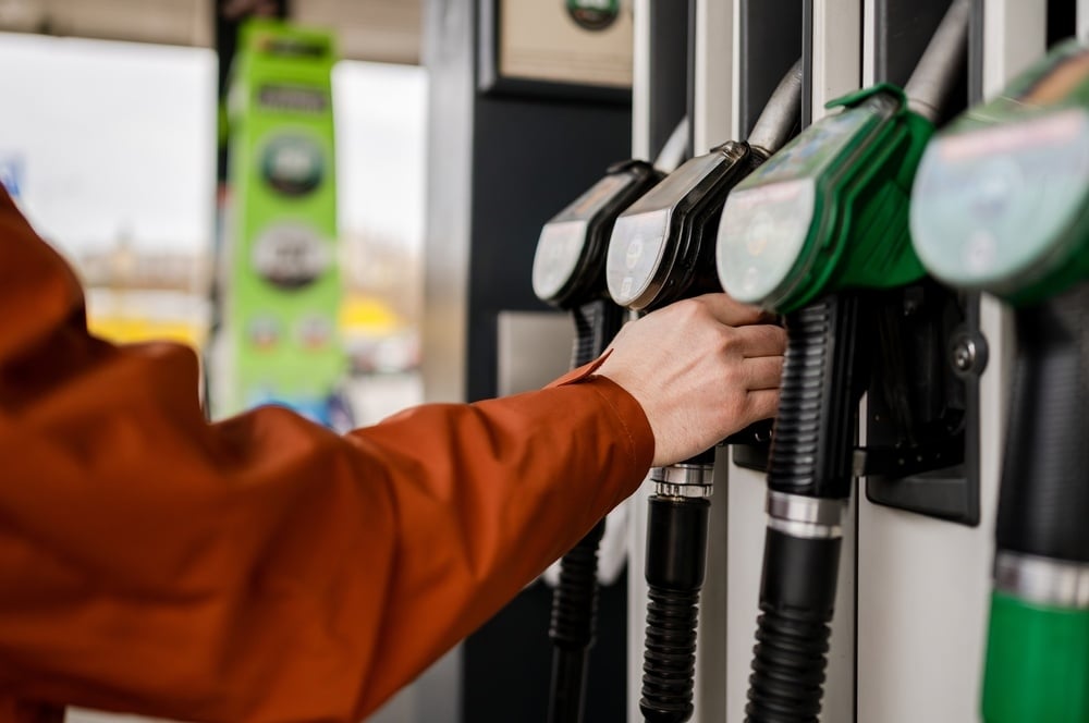 Good News For Drivers: Mohamed El-Erian Expects Gas Below $4 And Diesel Below $5 Within Days As Crude Prices Plunge