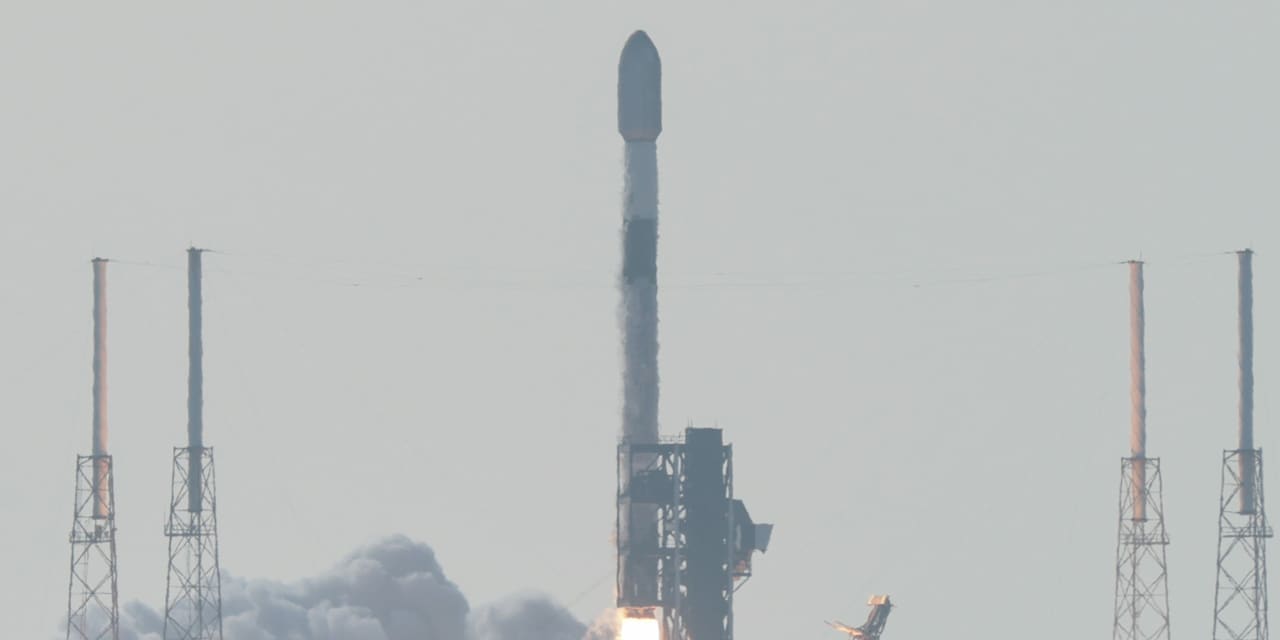 Heavy SpaceX Options Trading Driven by New Weekly Contracts