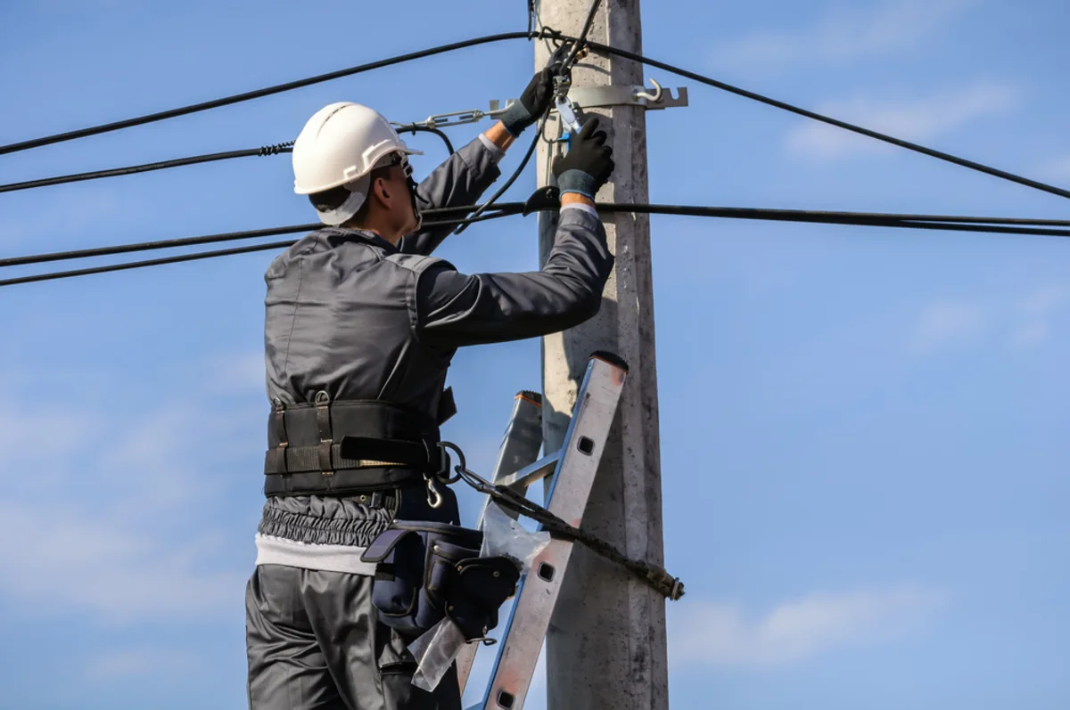 How BCE (BCE) Is Using Bell’s AI Infrastructure Deal to Move Beyond Core Telecom