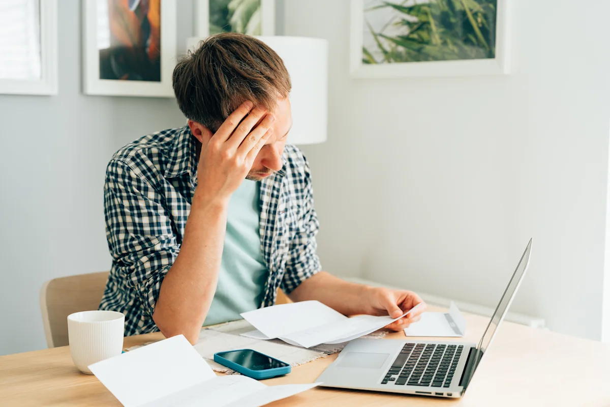 How to work with a credit card debt collector