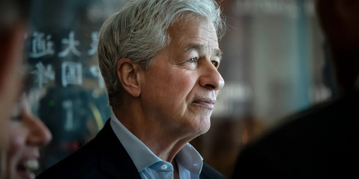 If you’re surprised by how well the stock market is doing, so is Jamie Dimon—he says there’s a ‘little tsunami’ heading for the economy
