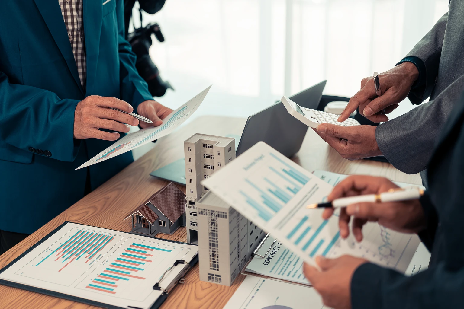 Inflation And Investing: What Sticky Prices Mean For Portfolios Today