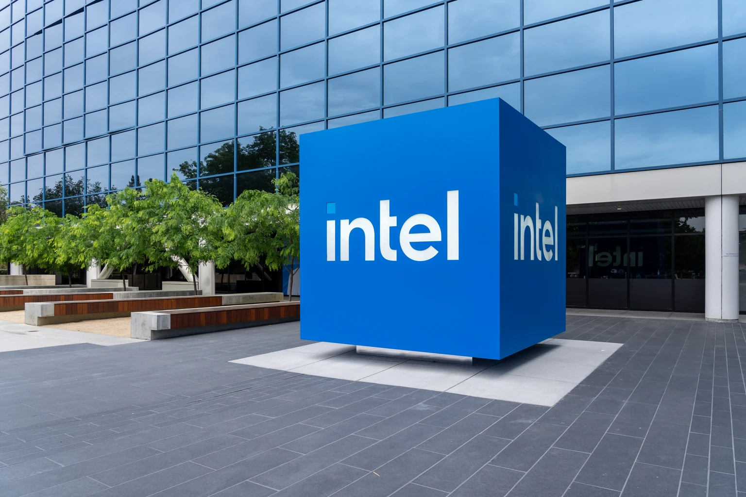 Intel's Best Days Are Still Well Ahead (Rating Upgrade)