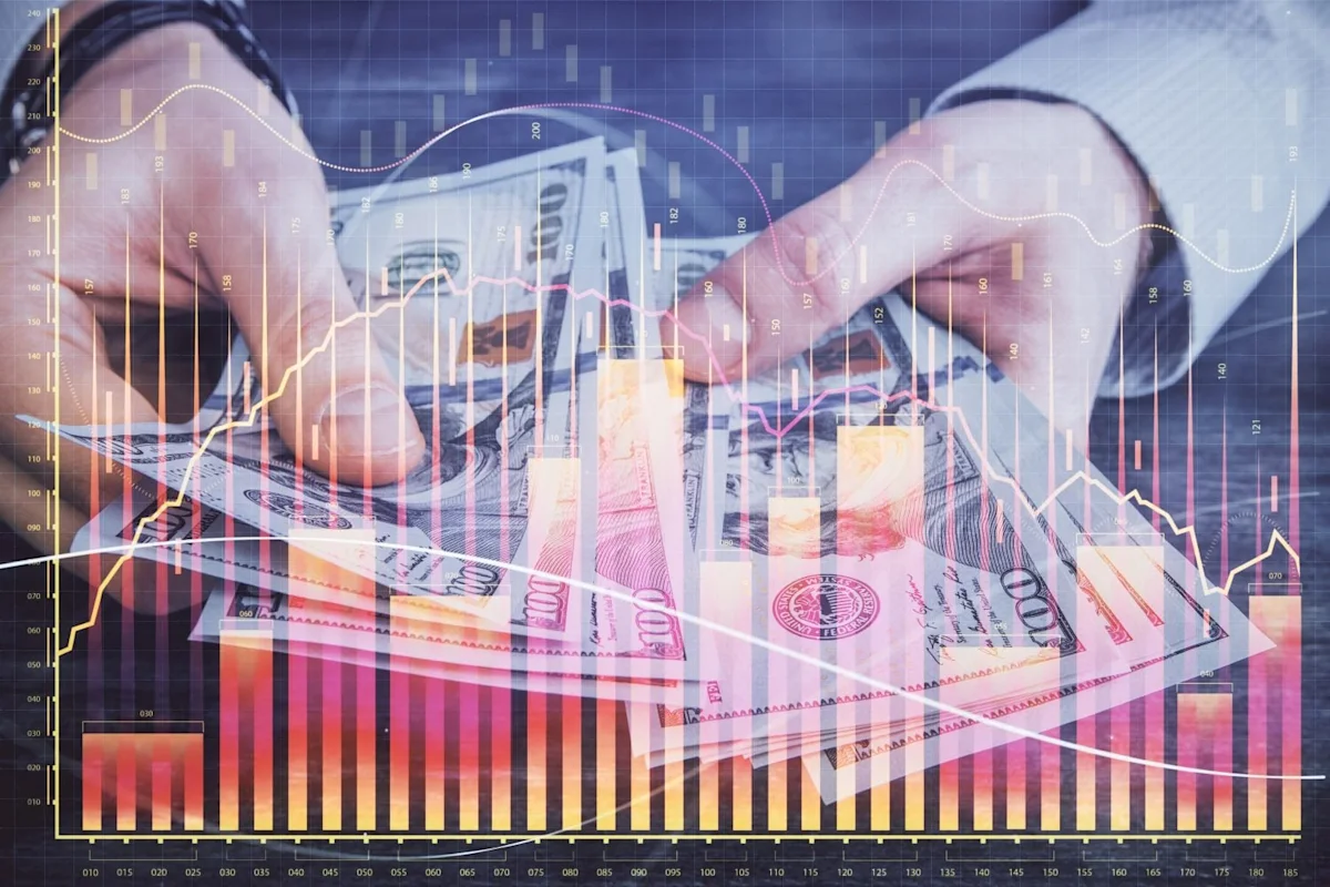 Investors Snub Wall Street, Build $5.1 Trillion Cash Fortress as Fed Pushes Rates Toward 4.75%