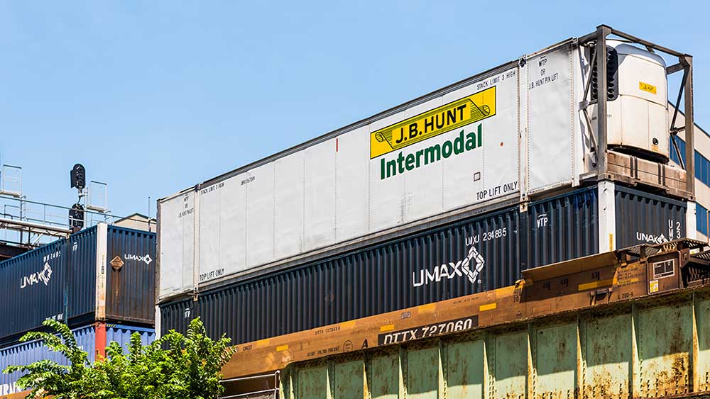 J.B. Hunt Jumps Near Buy Points On Earnings; Key Metrics Ramp Up