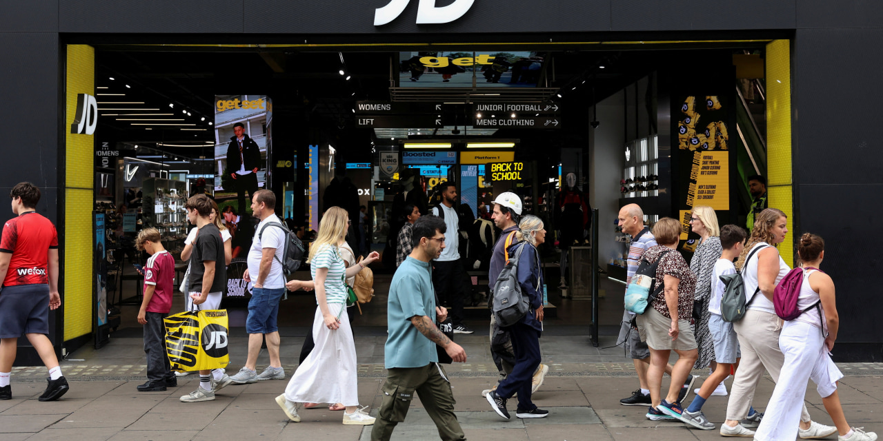 JD Sports Shares Tumble After Profit Guidance Cut