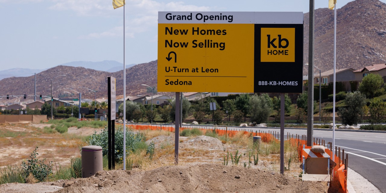 KB Home Cuts Margin Outlook as Housing Conditions Worsen