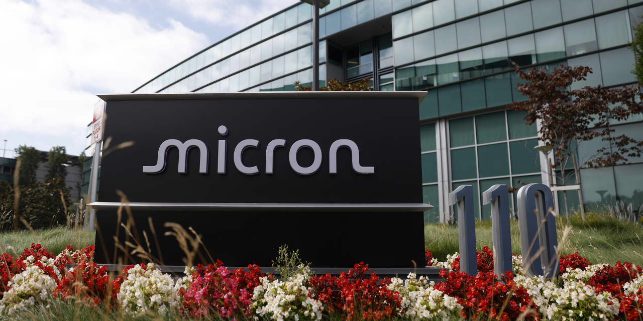 Micron Stock Falls After an Otherwise Strong Week. What Comes Next Could Define the Memory Boom.