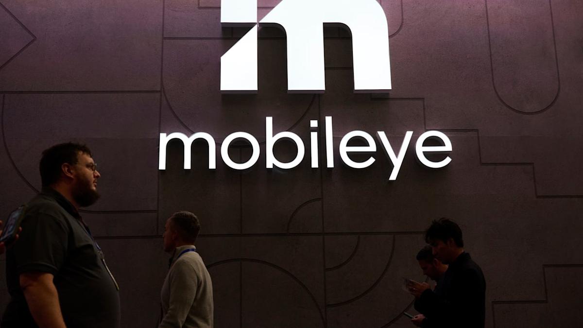 Mobileye robotaxi service U.S. launch planned for 2027