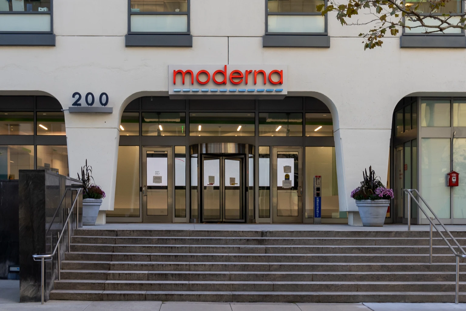 Moderna: The Comeback Is Now In Full Swing